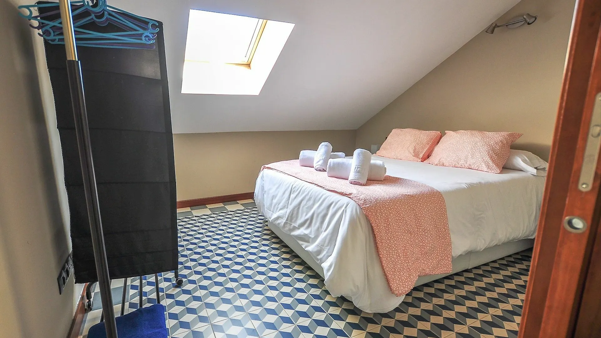 Hm Perchel Apartment Malaga