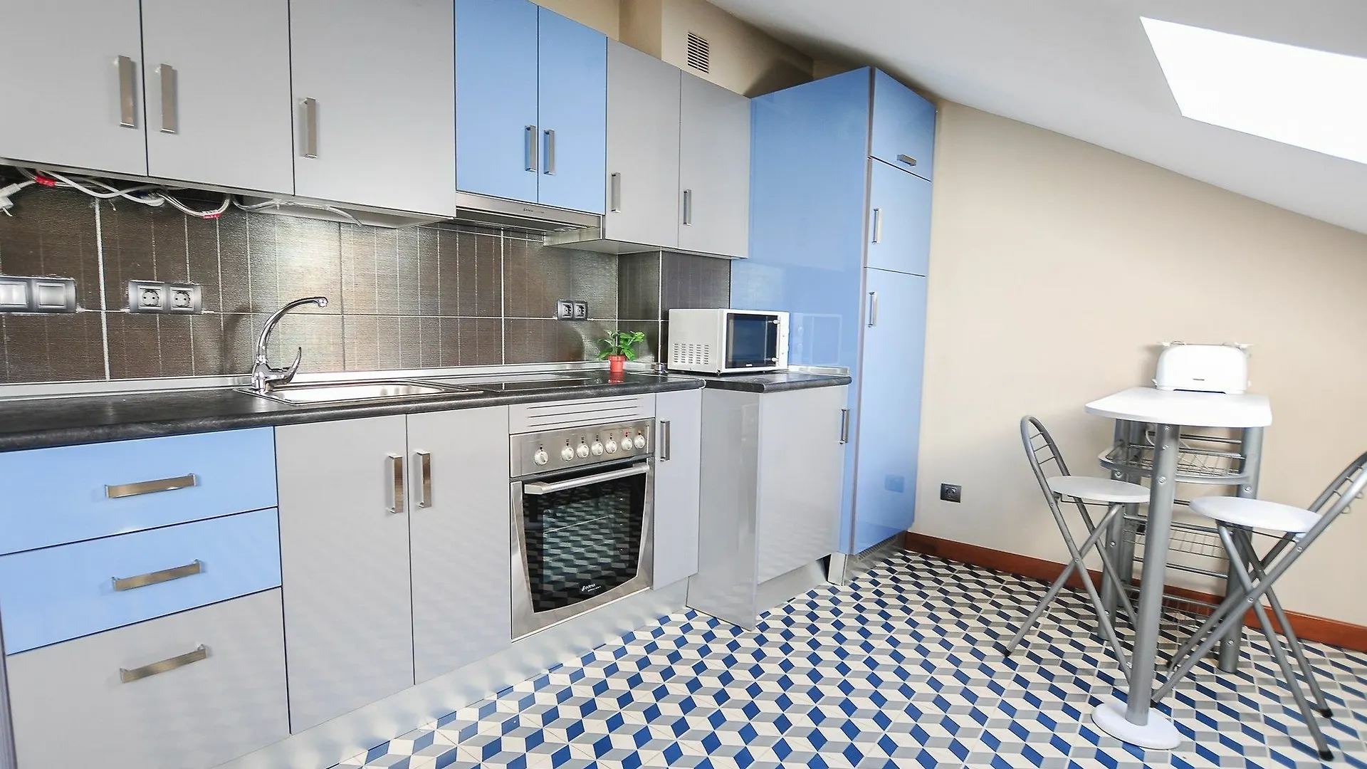 Hm Perchel Apartment Malaga Spain